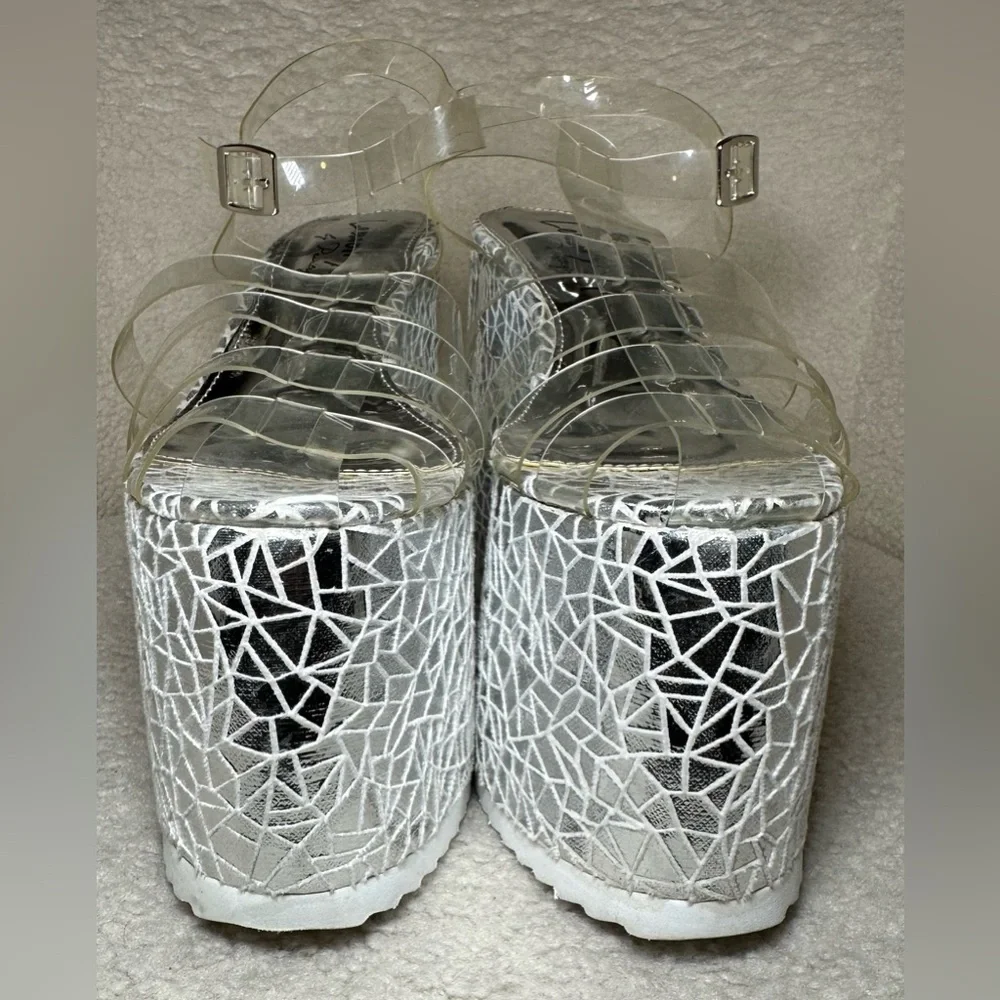 Lemon Drop‎ by Privileged Dolls Kill platform sandals silver white clear 7.5 8
